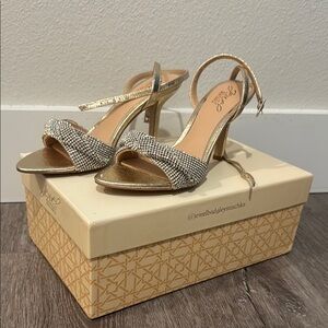 Jewel Badgley Mischka Metallic Mesh Stiletto